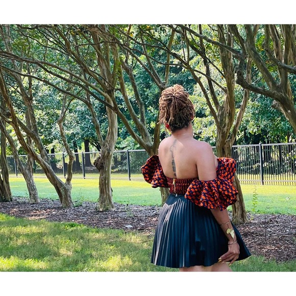 Crop top - Picture 2 of 6